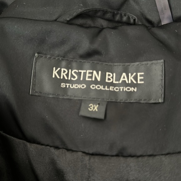 Kristen Blake Black Hooded Puffer Jacket - Picture 11 of 11